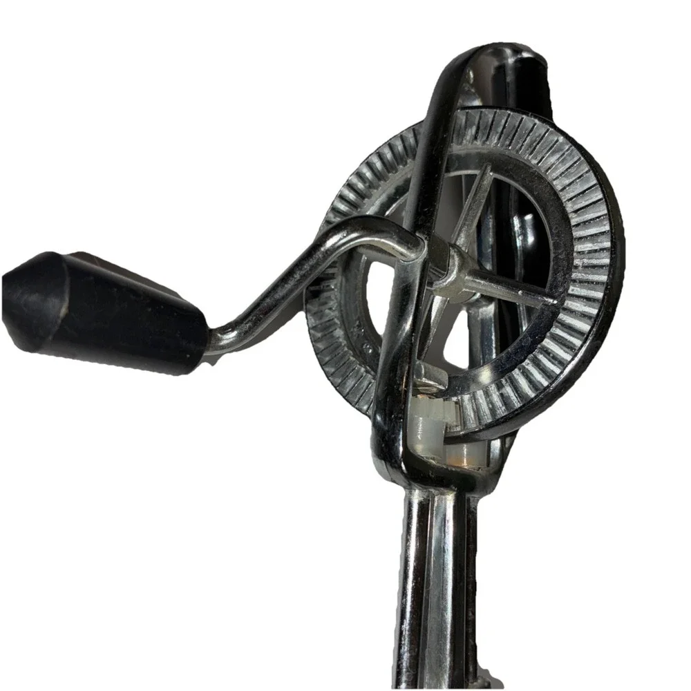 Egg Beater Hand Held Crank Mixer Stainless Steel‎ Black Side Handle Vintage